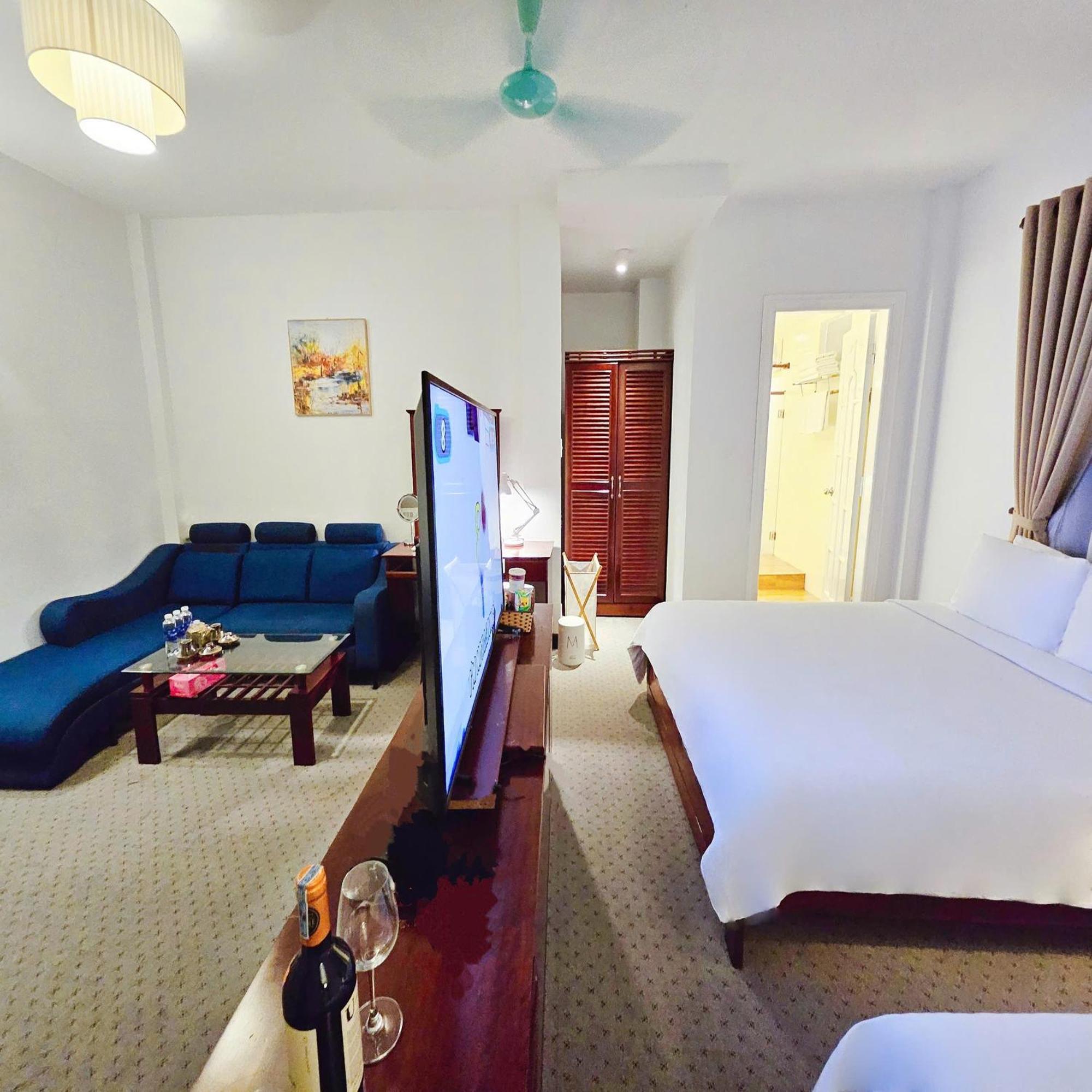 Victory Hotel Hue Exterior photo